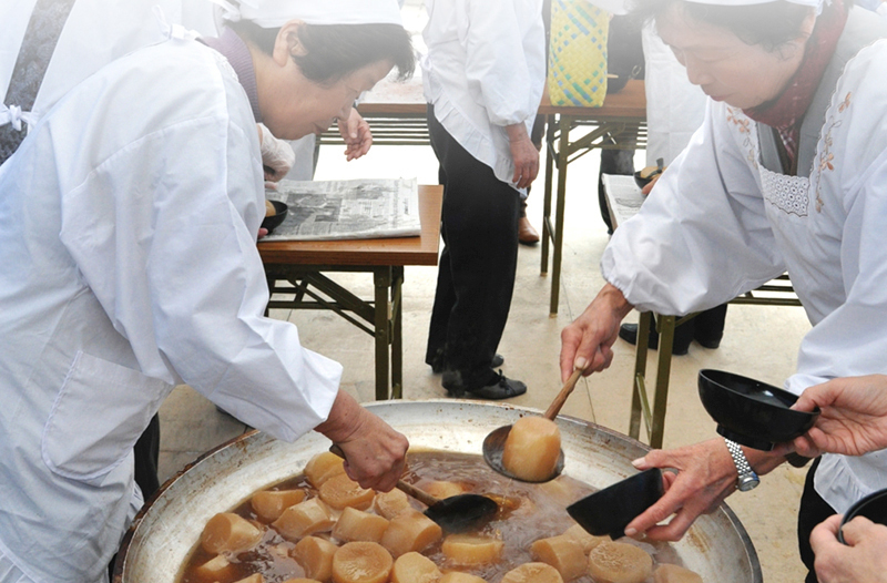 豊明大根炊き祭り